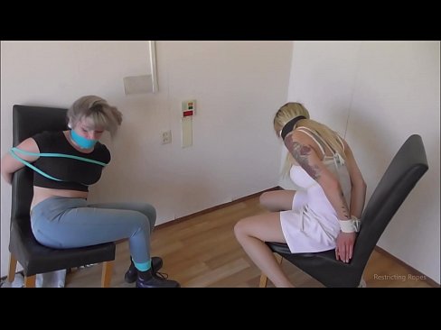 ❤️ Woledzera / womangidwa komanso wotsekeredwa / msungwana wovutika Kanema wolaula zolaula ny.allo-sex.ru  ❌